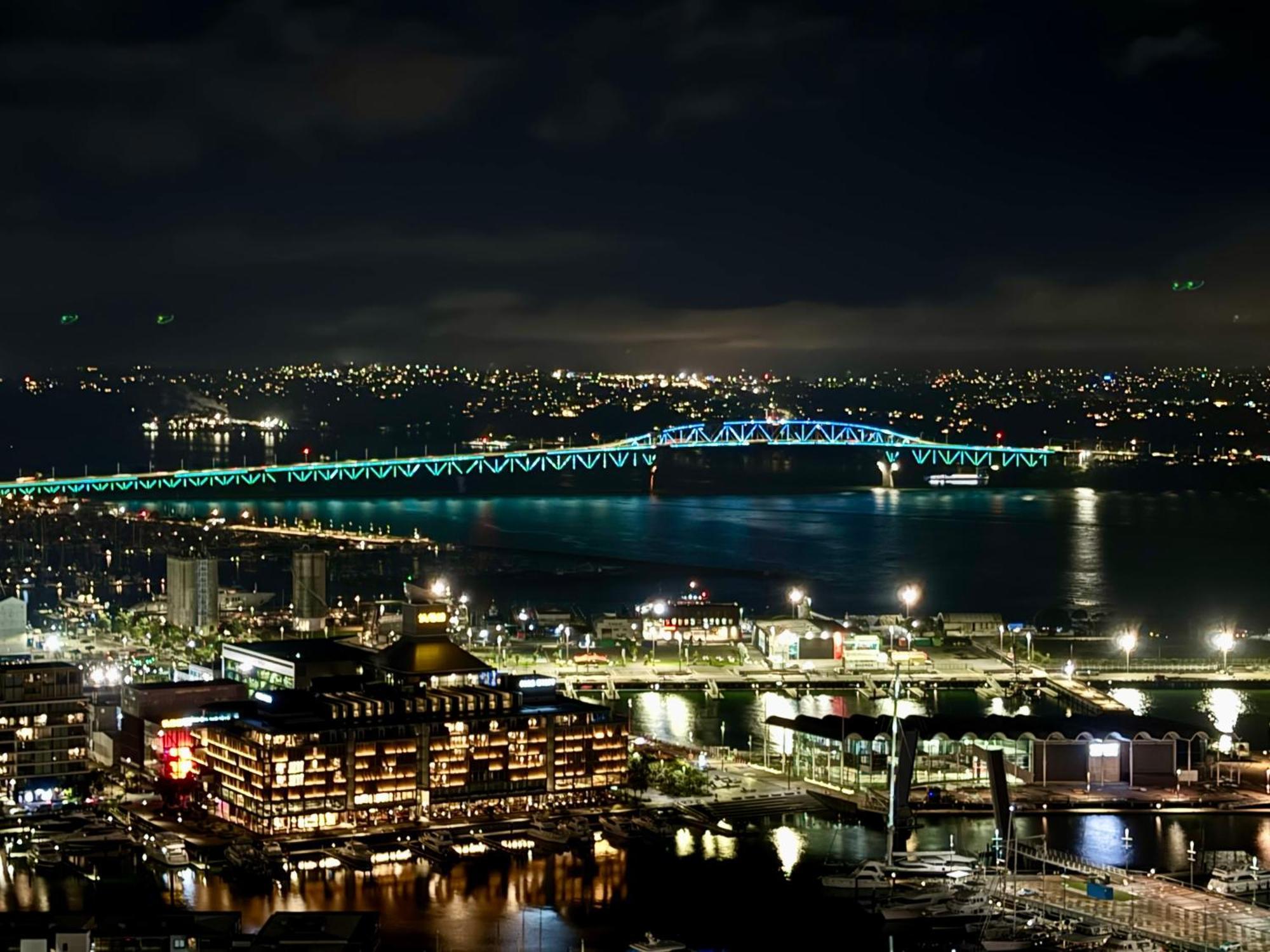 Gorgeous Seaview 2 Bedroom Apartment In Auckland Cbd エクステリア 写真